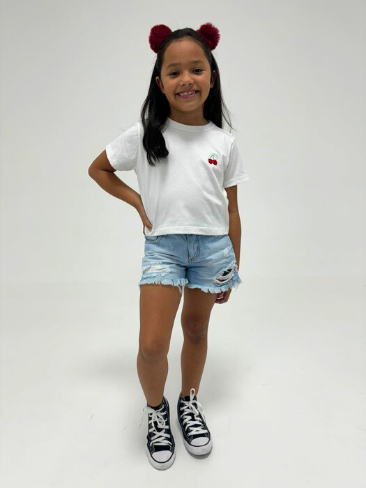 CROPPED BRANCO CEREJA BORDADO INFANTIL