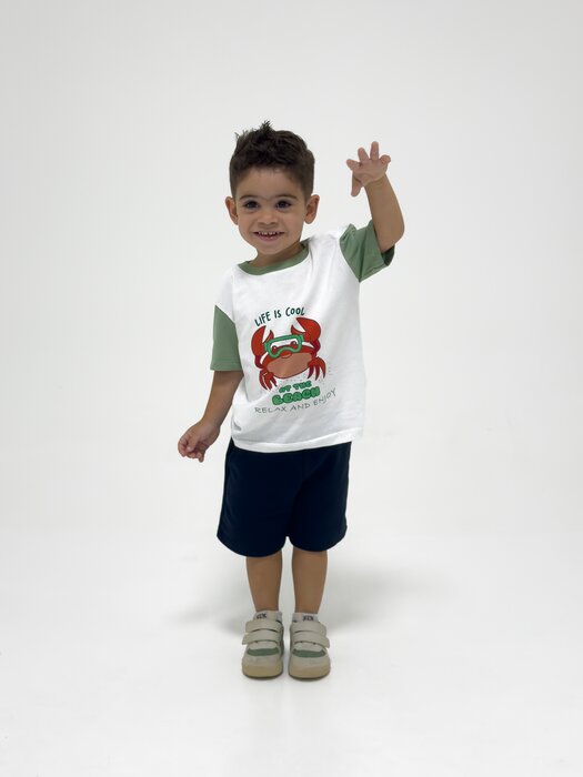 CAMISETA INFANTIL MENINO EM MALHA  LIFE IS COOL