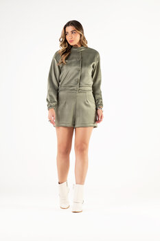 SHORTS FEMININO EM VELUDO
