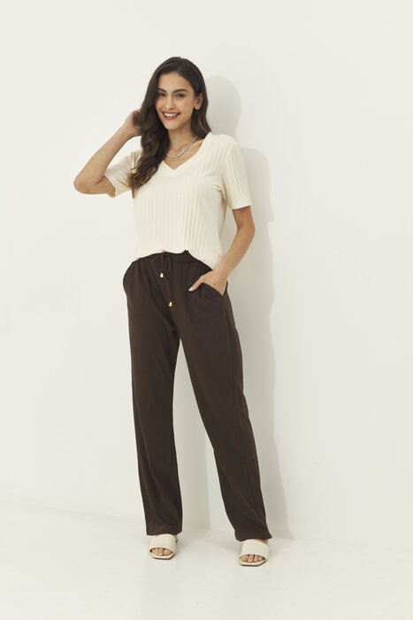 CALÇA FEMININA AMPLA COM BOLSO