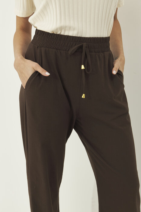CALÇA FEMININA AMPLA COM BOLSO